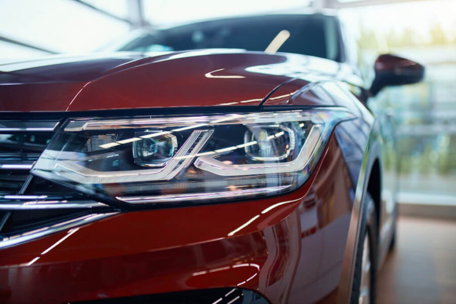 Pulido faros de coche: conoce su importancia y beneficios