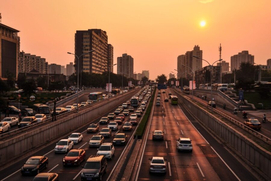 Carriles reversibles: ¿Qué son y cómo circular?
