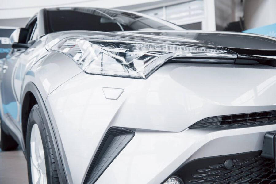 ¿Por qué pulir los faros del coche?