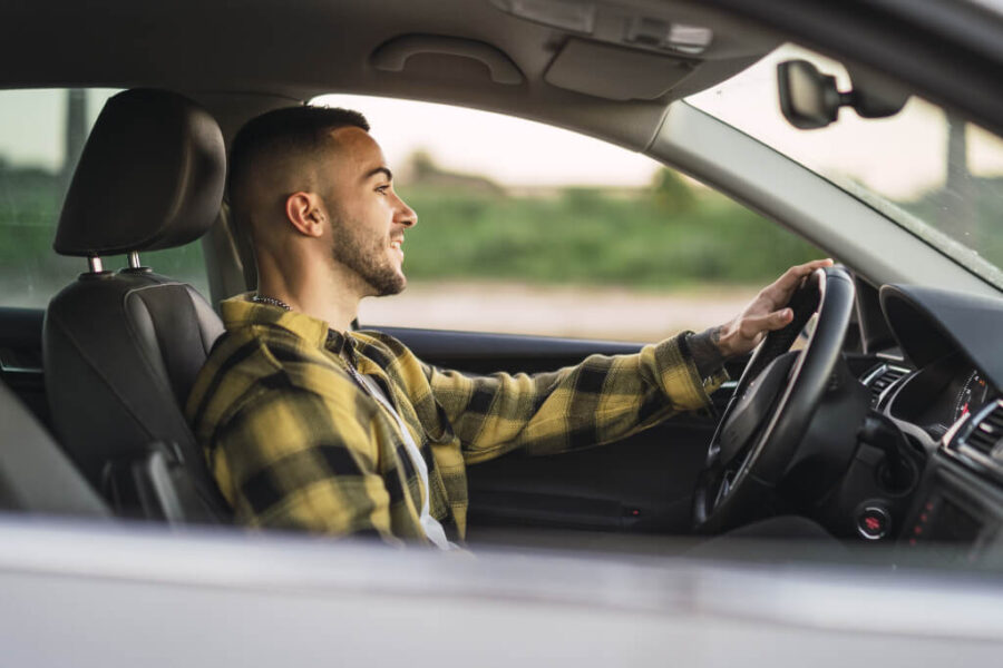 ¿Qué restricciones tendrán los coches con pegatina B en 2023?